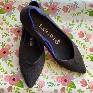 Rothys The Point Black Flats